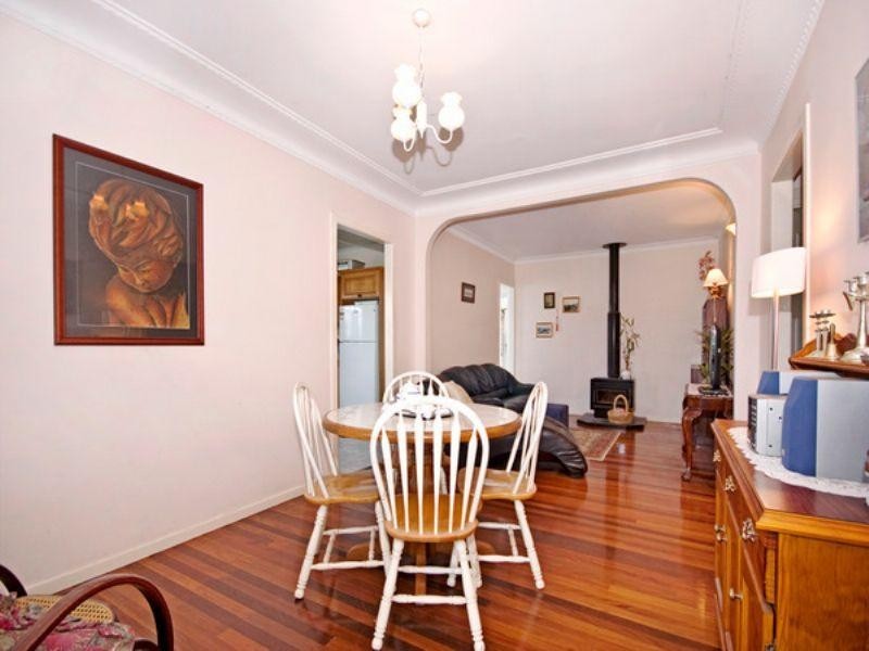 3 Rotary Crescent, Redcliffe QLD 4020