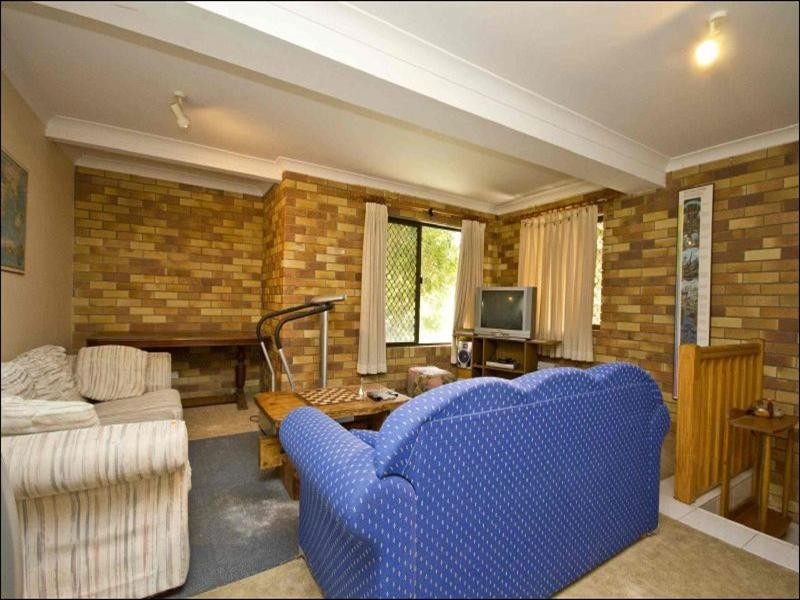 3 Rotary Crescent, Redcliffe QLD 4020