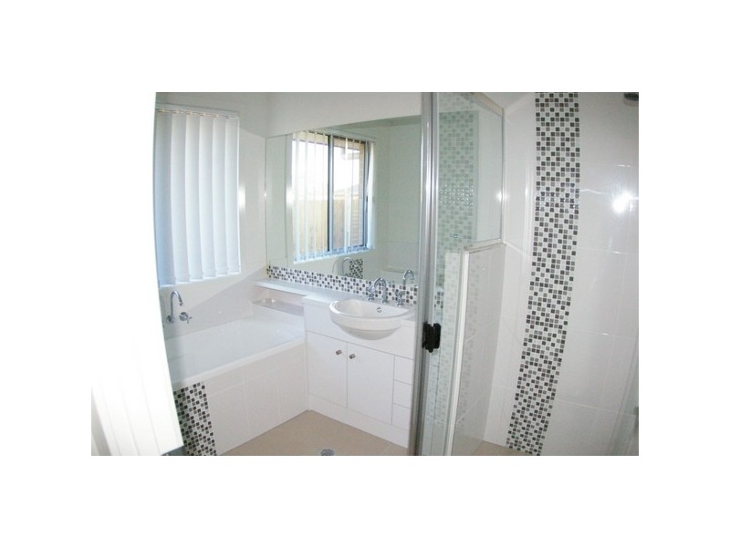 10 Tara Grove, Bellmere QLD 4510