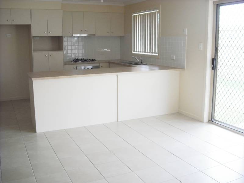 6 Water Gum Crescent, Ningi QLD 4511