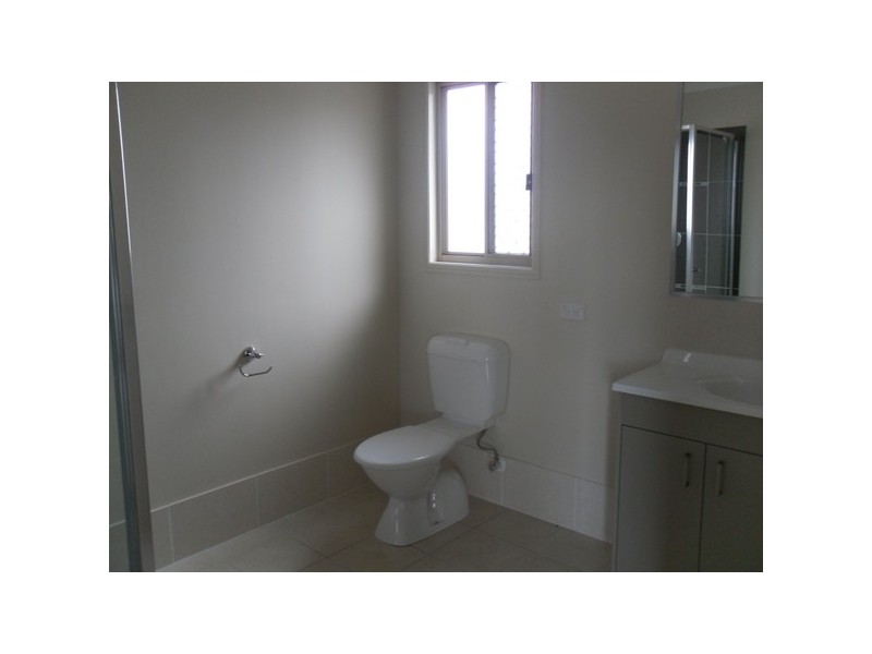 1/39 Amity Drive, Rothwell QLD 4022