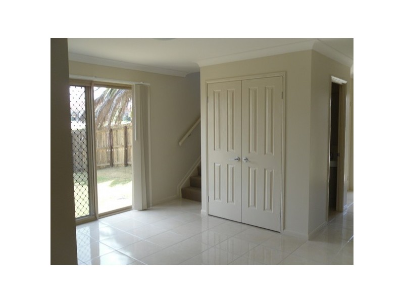 1/39 Amity Drive, Rothwell QLD 4022