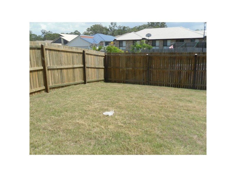 1/39 Amity Drive, Rothwell QLD 4022