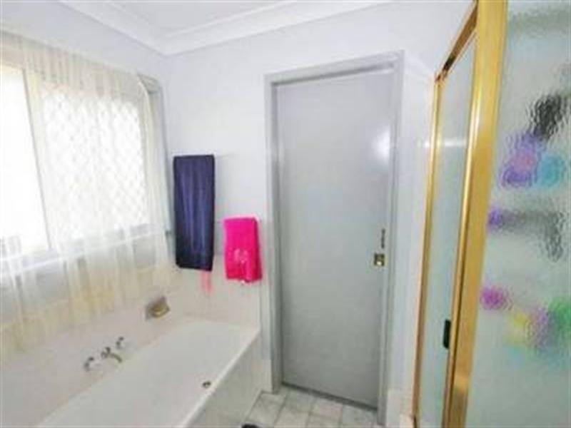 1 Janelle Court, Deception Bay QLD 4508