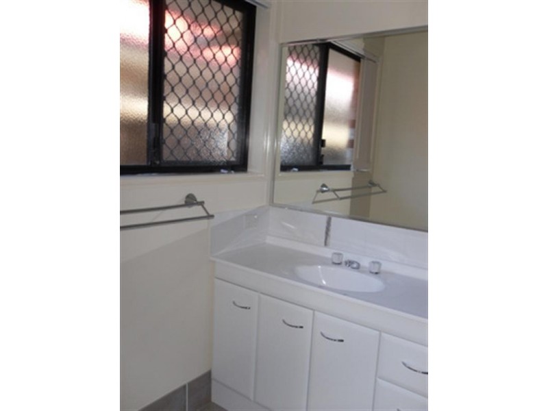 41a Leichhardt Avenue, Rothwell QLD 4022