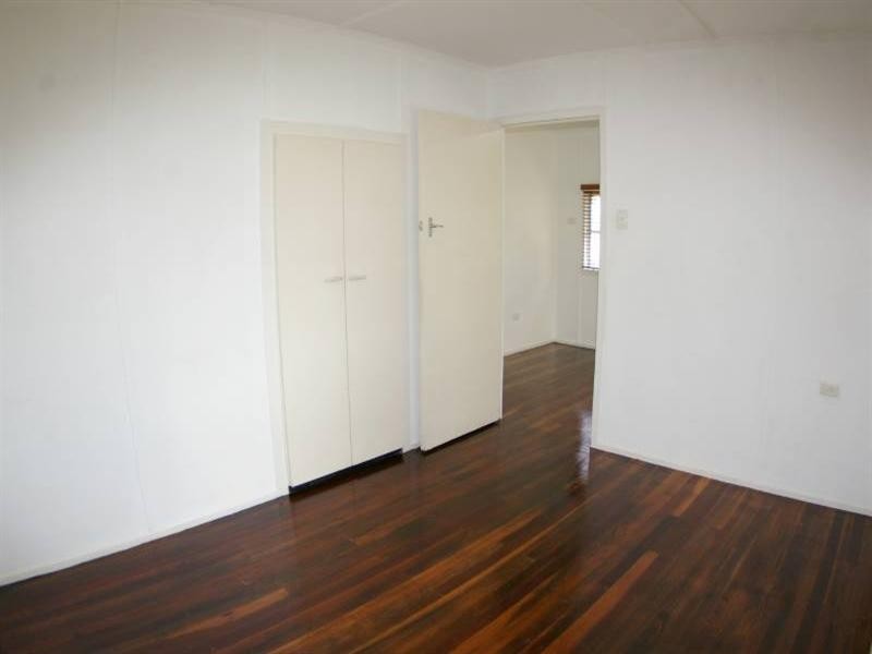 12 Summer Street, Deception Bay QLD 4508