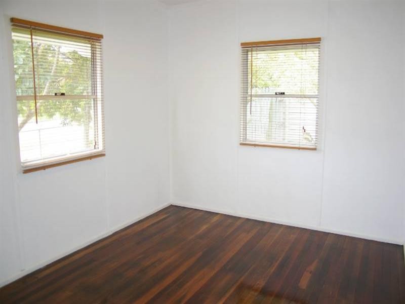 12 Summer Street, Deception Bay QLD 4508