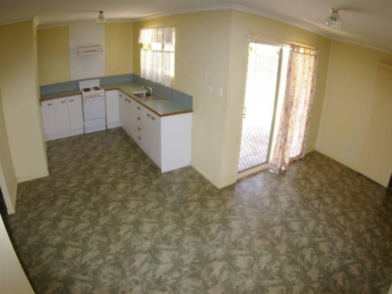 98 Bermuda Avenue, Deception Bay QLD 4508