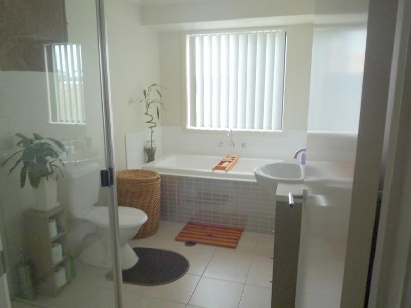 14 Eucalyptus Street, Ningi QLD 4511