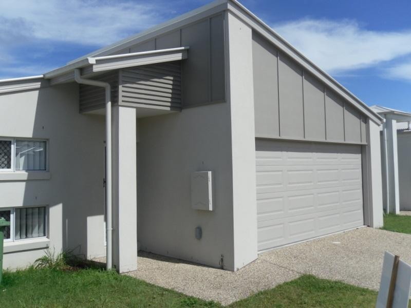 8a Canaipa Court, Rothwell QLD 4022