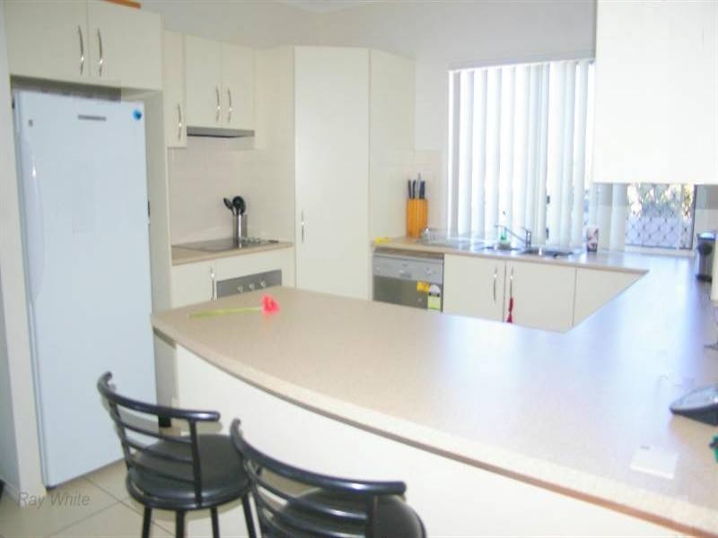 8 Canaipa Court, Rothwell QLD 4022