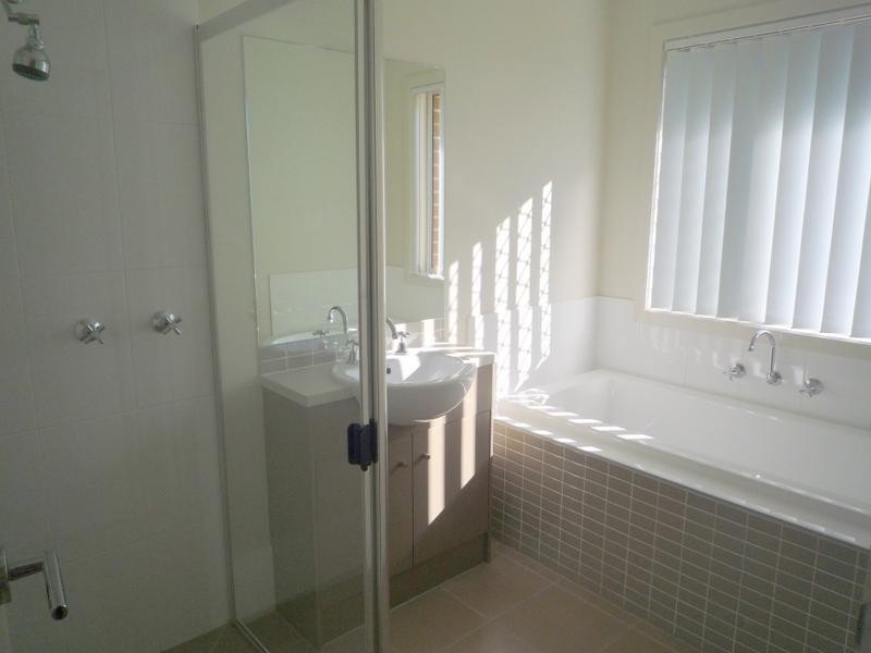 14 Broadleaf Place, Ningi QLD 4511