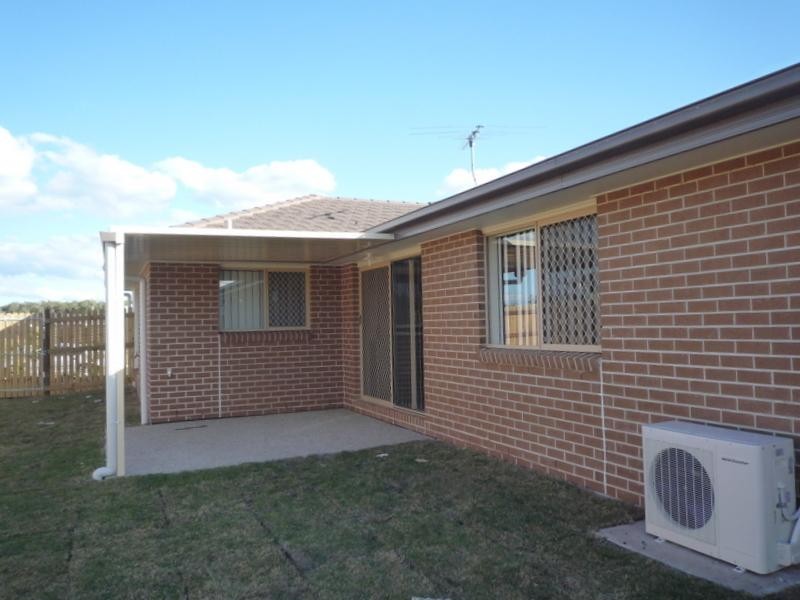 14 Broadleaf Place, Ningi QLD 4511