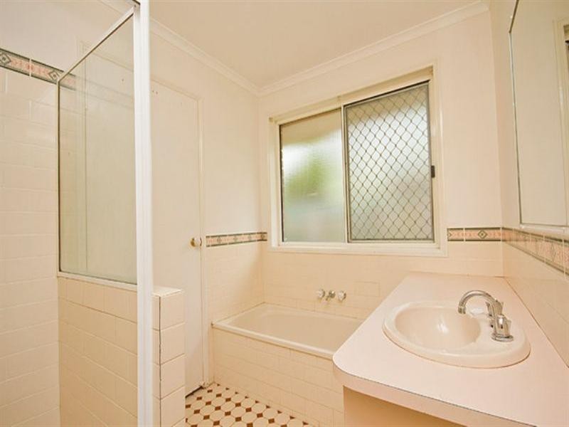 8 Elaine Court, Deception Bay QLD 4508