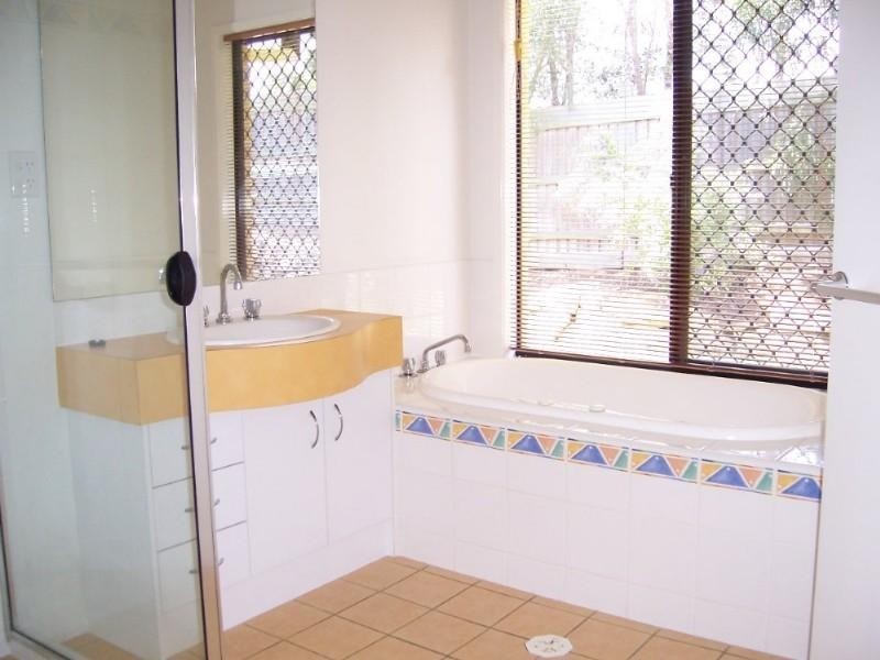 North Lakes QLD 4509