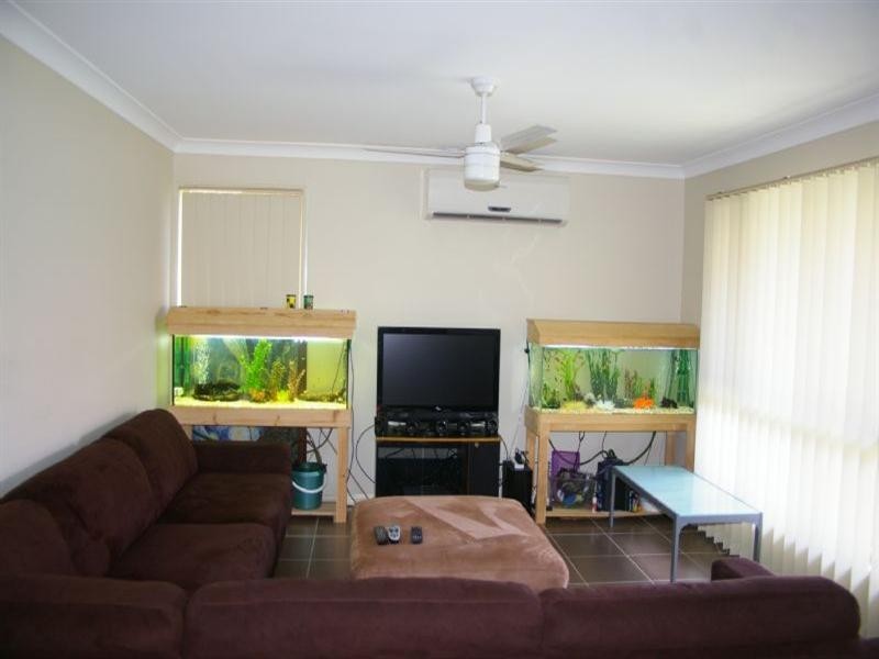 1/8 Arakoon Court, Rothwell QLD 4022