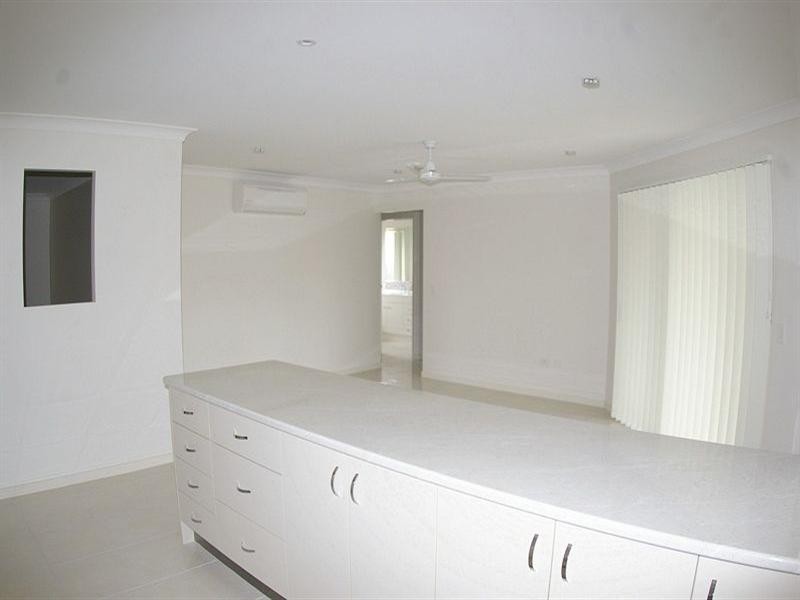 6 Stint Court, Deception Bay QLD 4508