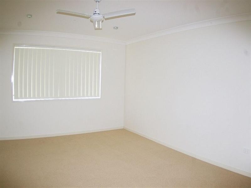 6 Stint Court, Deception Bay QLD 4508