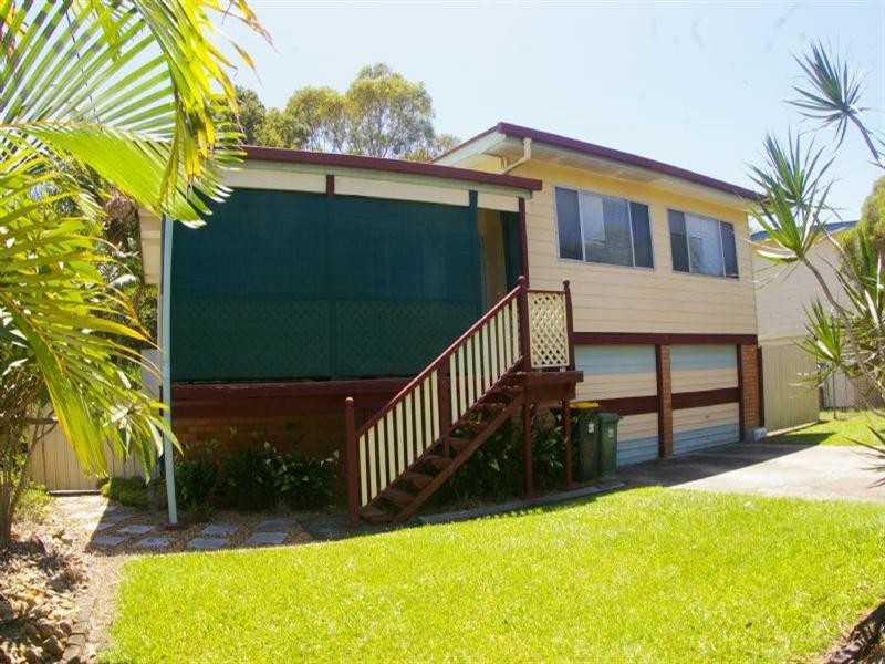 9 Rainbow Street, Deception Bay QLD 4508