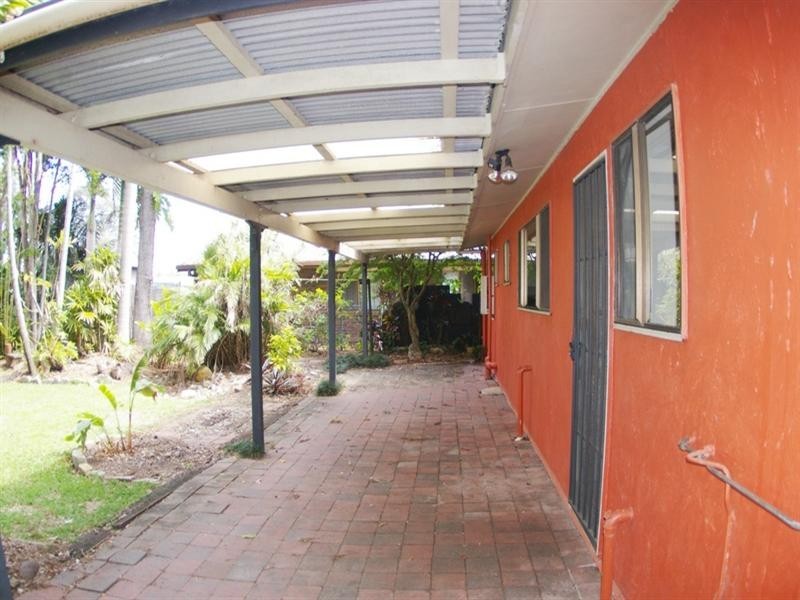 6 Simon Street, Deception Bay QLD 4508