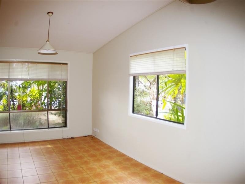 6 Simon Street, Deception Bay QLD 4508
