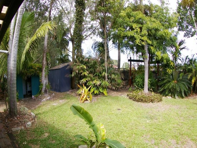 6 Simon Street, Deception Bay QLD 4508