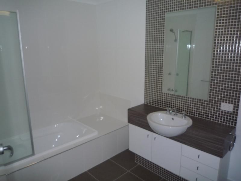 11/9 Pitt Road, Burpengary QLD 4505