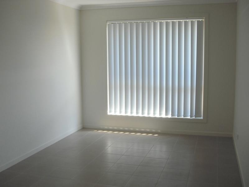 16 Ningi Waters Drive, Ningi QLD 4511