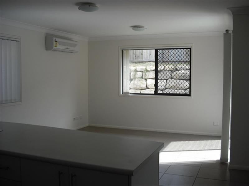 48 Amity Drive, Rothwell QLD 4022