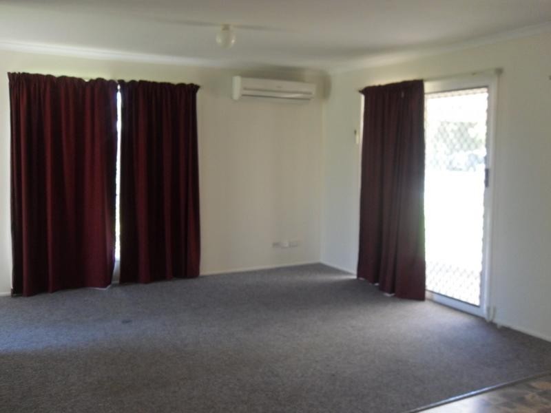 1 Kate Avenue, Deception Bay QLD 4508