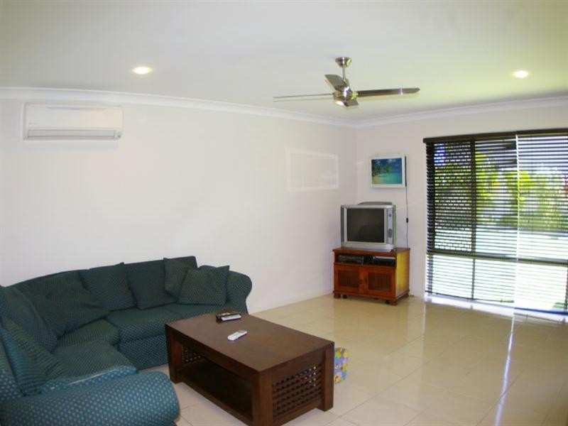 3 Greenway Place, Deception Bay QLD 4508