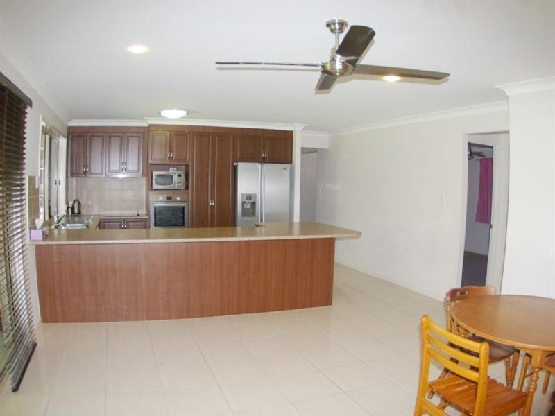 3 Greenway Place, Deception Bay QLD 4508