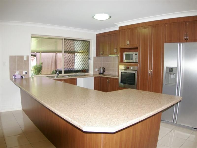 3 Greenway Place, Deception Bay QLD 4508