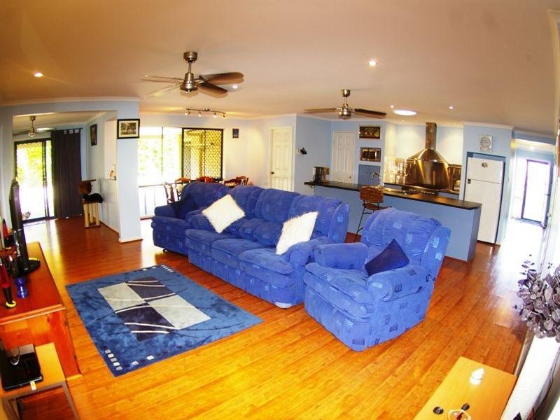 11 Hughendon Court, Deception Bay QLD 4508