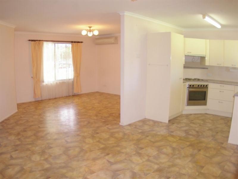 18 Commander Street, Deception Bay QLD 4508