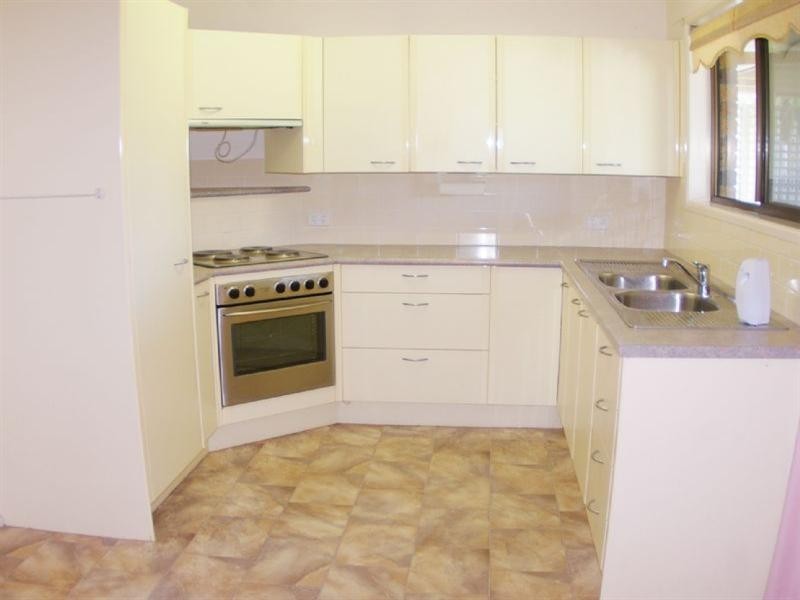 18 Commander Street, Deception Bay QLD 4508