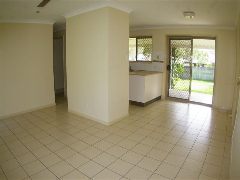 8 Vanda Place, Deception Bay QLD 4508