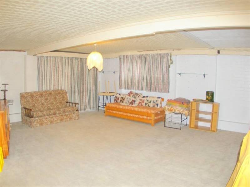 16 Viney Avenue, Kallangur QLD 4503