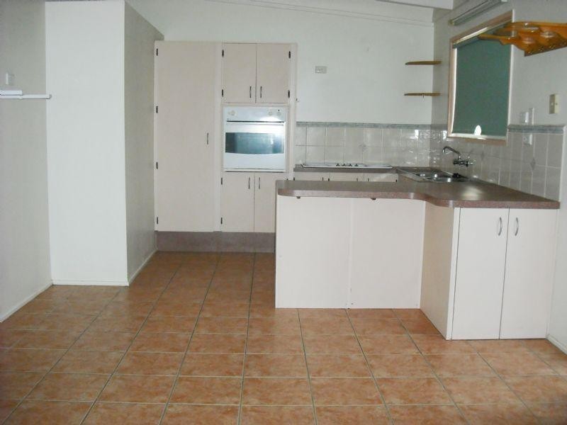 16 Dolphin Street, Deception Bay QLD 4508