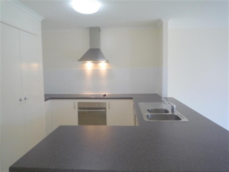 2/119 Cross Street, Deception Bay QLD 4508