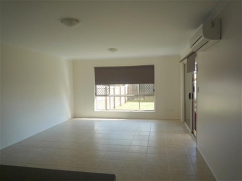 2/119 Cross Street, Deception Bay QLD 4508