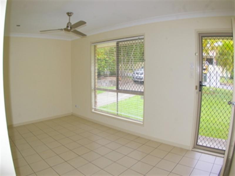 8 Vanda Place, Deception Bay QLD 4508