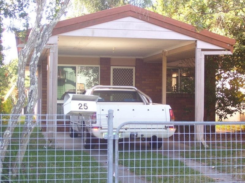 25 Windsor Place, Deception Bay QLD 4508