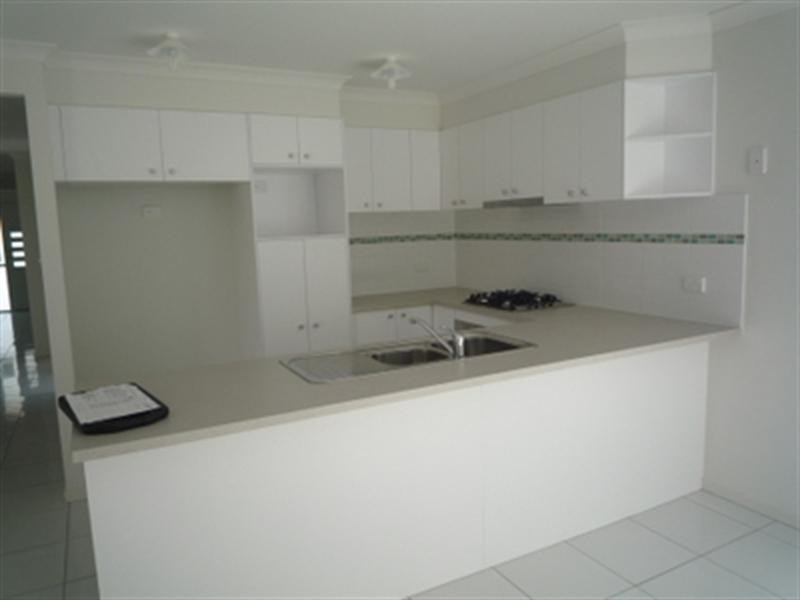 26 Broadleaf Place, Ningi QLD 4511