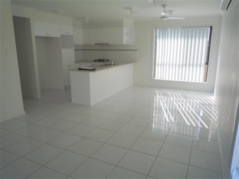 26 Broadleaf Place, Ningi QLD 4511