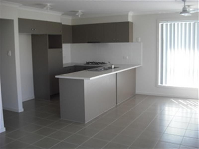 17 Tara Grove, Bellmere QLD 4510