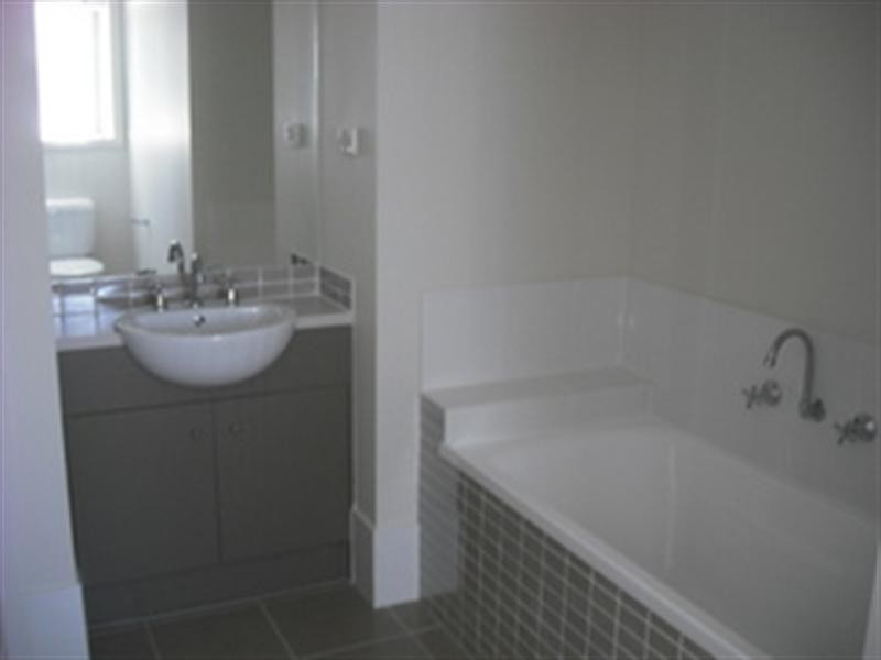 17 Tara Grove, Bellmere QLD 4510