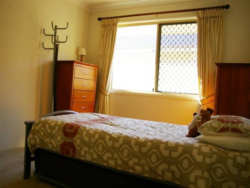 2 Tranquility Drive, Rothwell QLD 4022