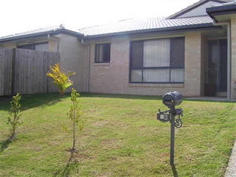 5b Lady Bowen Parade, Rothwell QLD 4022