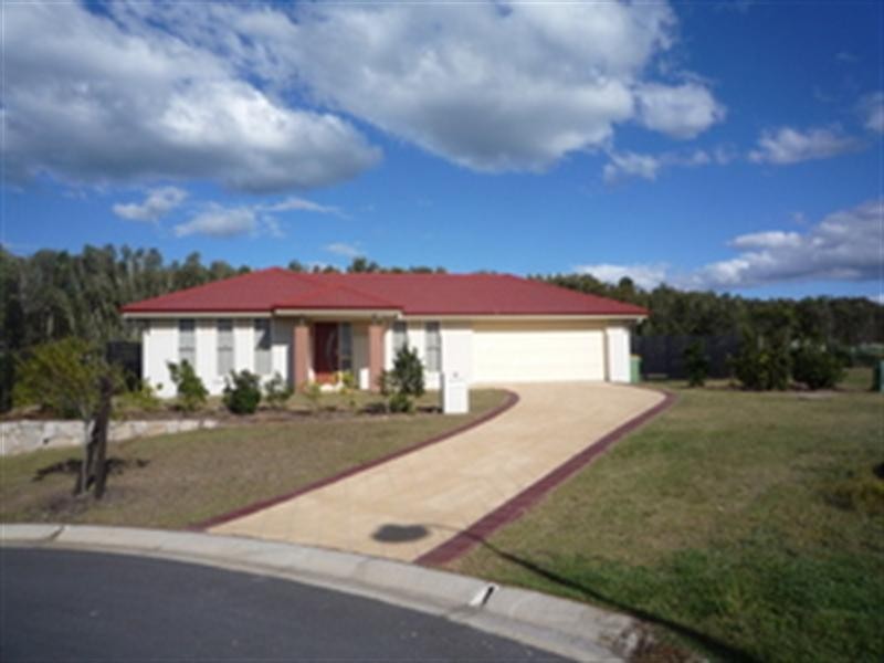 15 Pristine Place, Ningi QLD 4511